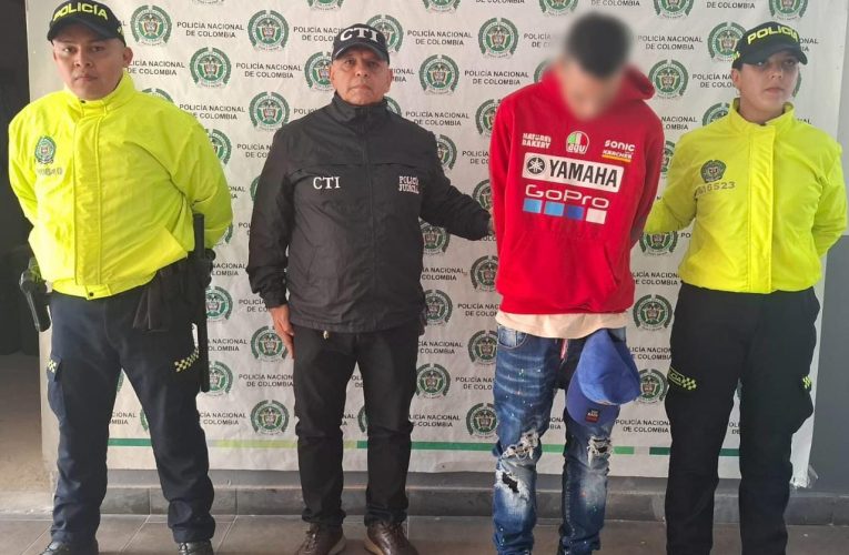 EN MEDIO DEL PLAN CAZADOR, EN EL ESPINAL, SIJIN DE LA POLICÍA TOLIMA LOGRO LA CAPTURA DE “PILLÍN” REQUERIDO POR AUTORIDADES DE LA CIUDAD DE IBAGUÉ.