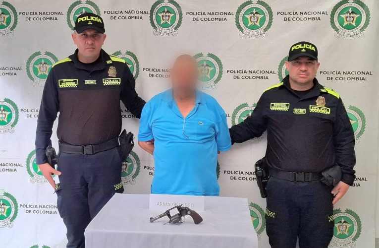 CAPTURADO EN EL MUNICIPIO DE GUATAQUÍ UN HOMBRE QUE PORTABA UN ARMA DE FUEGO ILEGAL.