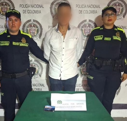 CAPTURADO UN HOMBRE QUE PRETENDIA COMETER HURTO A TRAVES DE MEDIOS INFORMATICOS